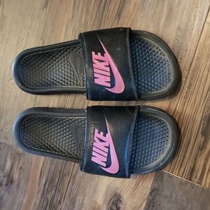 Nike slides sz 10